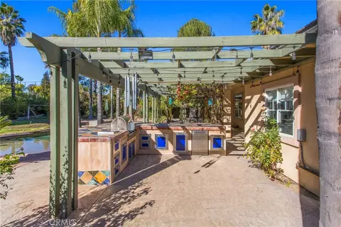 Exterior - 1388 Brandon Ct, Redlands, CA 92373 photo 3 of 17