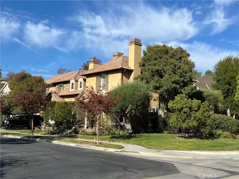 8 Black Cherry, Ladera Ranch, CA 92694