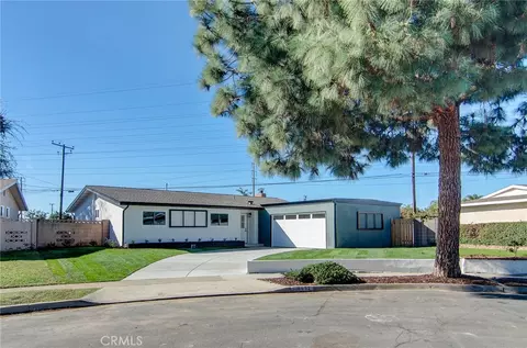 8652 Royer, Huntington Beach, CA 92647