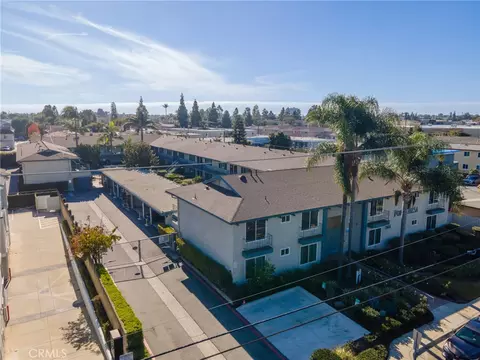 365 W Wilson St, Costa Mesa, CA 92627