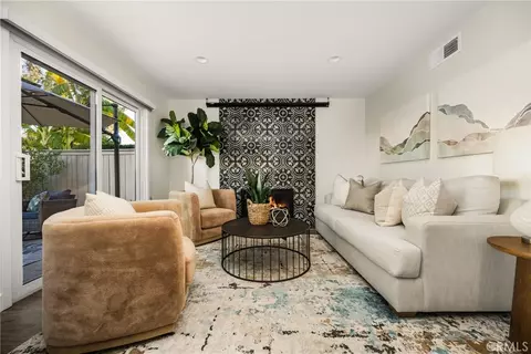 4 Via Felicia, Rancho Santa Margarita, CA 92688