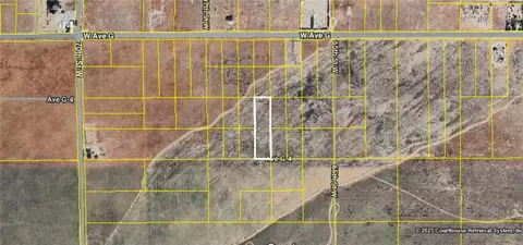 67 Th West G2, Lancaster, CA 93534 photo 4