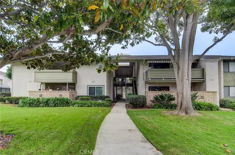 8633 Portola Ct #16H, Huntington Beach, CA 92646