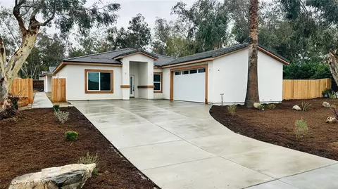 683 Park, Banning, CA 92220