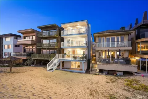 105 A Surfside Ave, Surfside, CA 90743