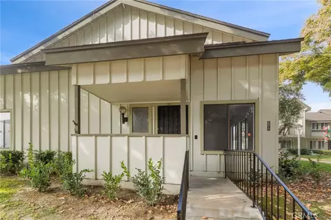 9873 Karmont, South Gate, CA 90280