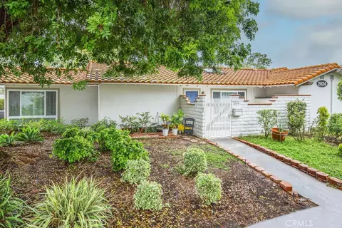 2024 Via Mariposa W #B, Laguna Woods, CA 92637