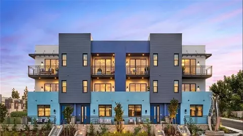 753 Site Dr, Brea, CA 92821