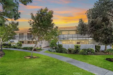 2279 Via Mariposa W #P, Laguna Woods, CA 92637