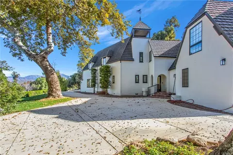 Exterior - 745 W Sunset Dr, Redlands, CA 92373 photo 7 of 21