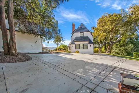Exterior - 745 W Sunset Dr, Redlands, CA 92373 photo 5 of 21