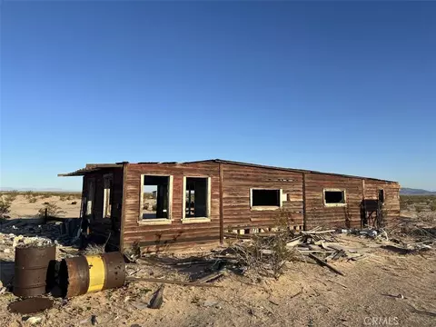 5900 Lanes Ln, Twentynine Palms, CA 92277