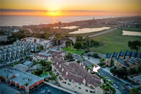 543 Laguna Dr, Carlsbad, CA 92008