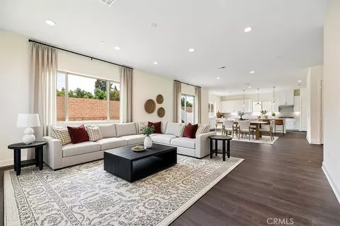 1452 Moore St, Redlands, CA 92374