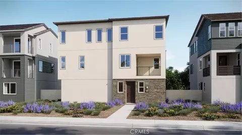 121 Loon, Irvine, CA 92618