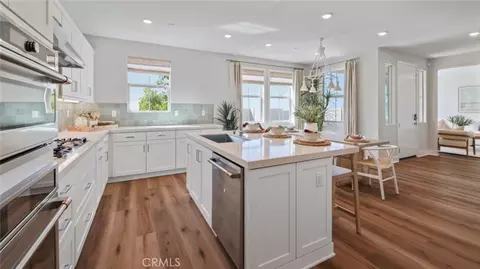 732 Guy Turner Dr, Camarillo, CA 93010