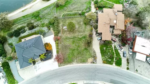 16 River Island Dr, Springville, CA 93265