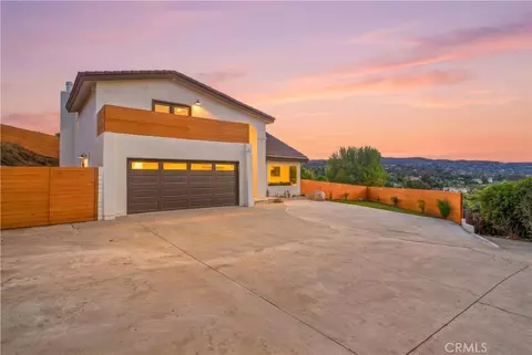 100 S Saddleback, Anaheim, CA 92808