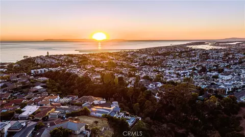 408 Mendoza, Corona Del Mar, CA 92625