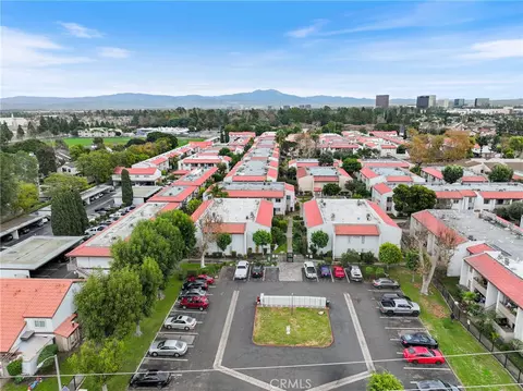 2521 W Sunflower #R1, Santa Ana, CA 92704