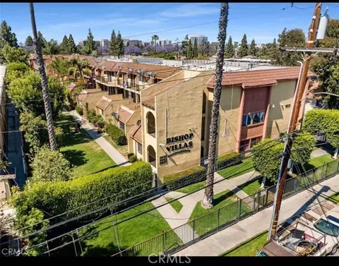 1017 W Bishop St #A, Santa Ana, CA 92703