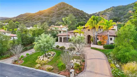 22214 Bear Crk S, Murrieta, CA 92562