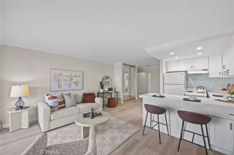 101 Scholz Plz #PH19, Newport Beach, CA 92663