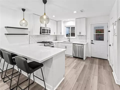 9848 Argyle Dr, Huntington Beach, CA 92646