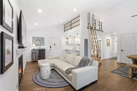 19222 Shoreline #7, Huntington Beach, CA 92648