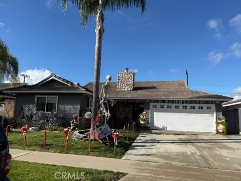 12571 W Hilton St, Garden Grove, CA 92840