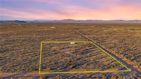 0 Venus St, Joshua Tree, CA 92252