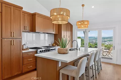 33072 Mesa Vis, Dana Point, CA 92629
