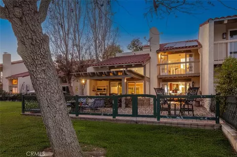 21992 Cayuga Ln, Lake Forest, CA 92630