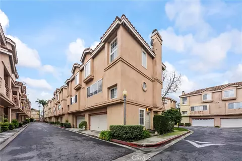 13957 Lemoli Ave, Hawthorne, CA 90250