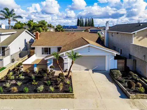 3550 Bluebell St, Seal Beach, CA 90740