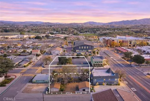 View/Area - 24513 Walnut, Newhall, CA 91321 photo 2 of 7
