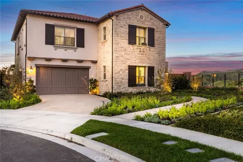 139 Oakstone, Irvine, CA 92618