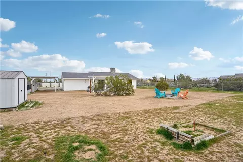 Exterior - 3872 Balsa Ave, Yucca Valley, CA 92284 photo 12 of 18