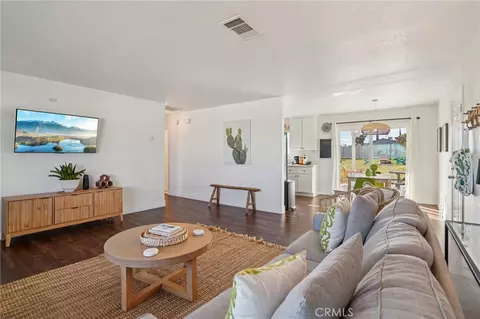 Living - 3872 Balsa Ave, Yucca Valley, CA 92284 photo 1 of 4