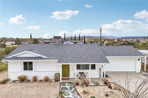 Exterior - 3872 Balsa Ave, Yucca Valley, CA 92284 photo 17 of 18