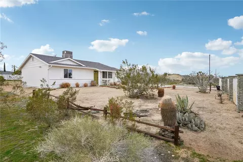 Exterior - 3872 Balsa Ave, Yucca Valley, CA 92284 photo 11 of 18