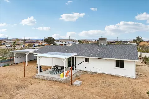 Exterior - 3872 Balsa Ave, Yucca Valley, CA 92284 photo 4 of 18