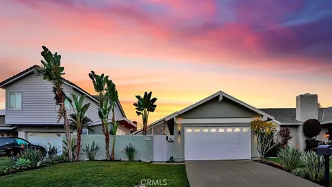 22755 La Quinta Dr, Mission Viejo, CA 92691