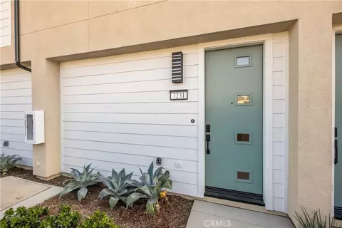 7231 Alchemy Cir, Huntington Beach, CA 92647