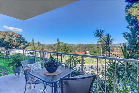 5369 Algarrobo #2D, Laguna Woods, CA 92637