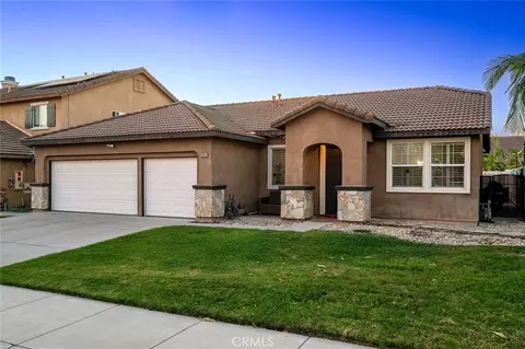 6945 Cedar Creek Rd, Eastvale, CA 92880