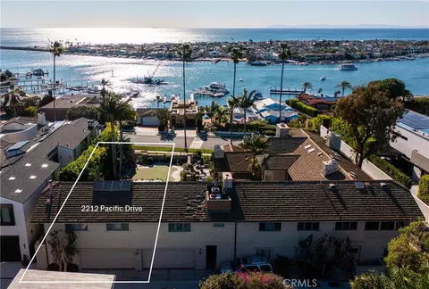 2212 Pacific Dr, Corona Del Mar, CA 92625