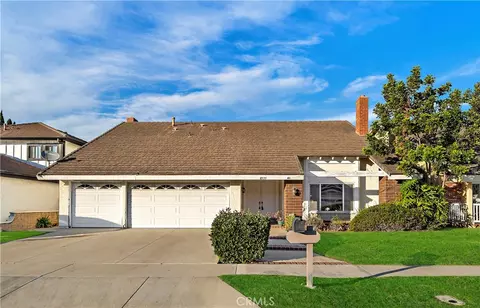 8535 Phoenix Ave, Fountain Valley, CA 92708