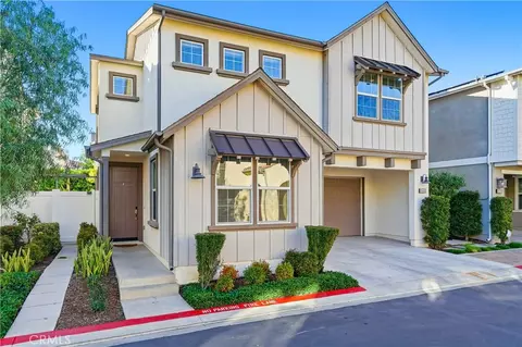 2633 Clarion Ln, Costa Mesa, CA 92626