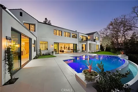 76 Hillcrest Ln, Newport Beach, CA 92660